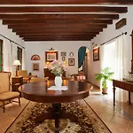 Hotel S\'Ardeviu